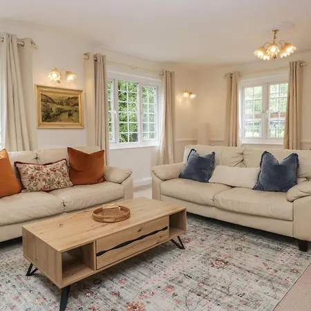 Cumbria House Apartamento *