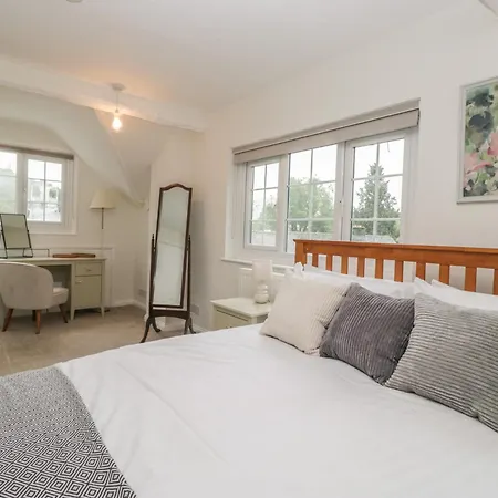 Cumbria House Apartamento *